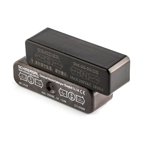 Thyssen Elevator maintenance switch BN325-R